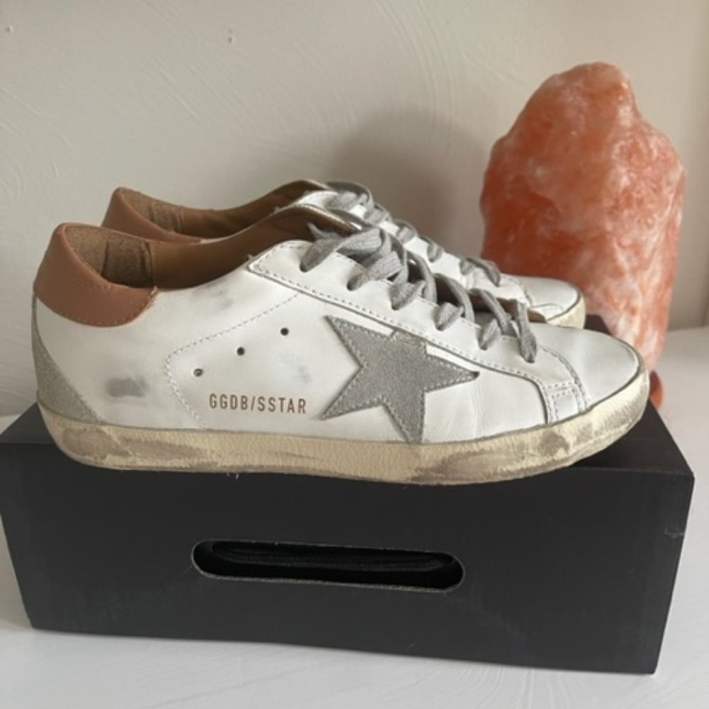 Golden Goose 37 Superstar Bicolor Leather Low-Top Sneakers White Suede Tan